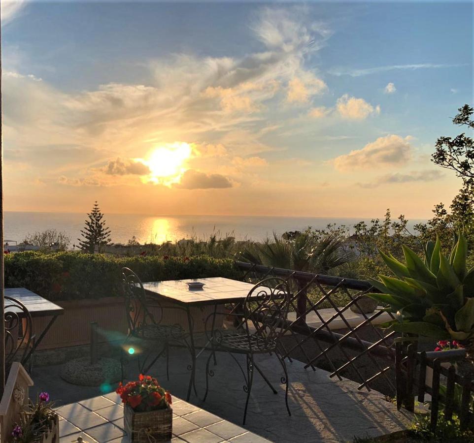 Forio di Ischia La Terrazzina Sul Tramonto B&B 외부 사진